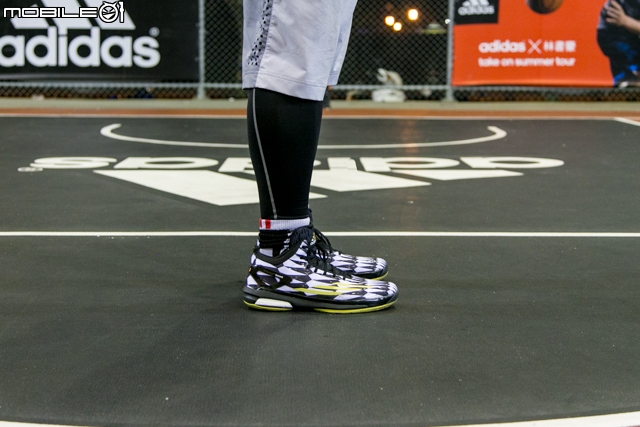 adidas crazylight boost 開箱實穿分享
