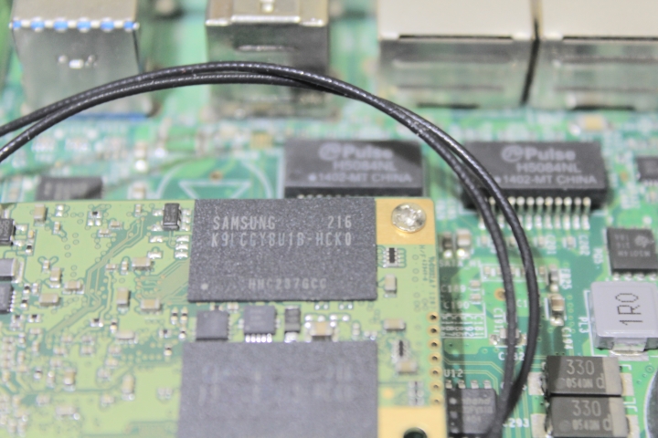 C1037U Mini Pc X RouterOS6超級路由器開箱
