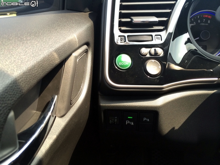 honda city 車主心得 開箱 + 螢幕解鎖+ 裝高音喇叭