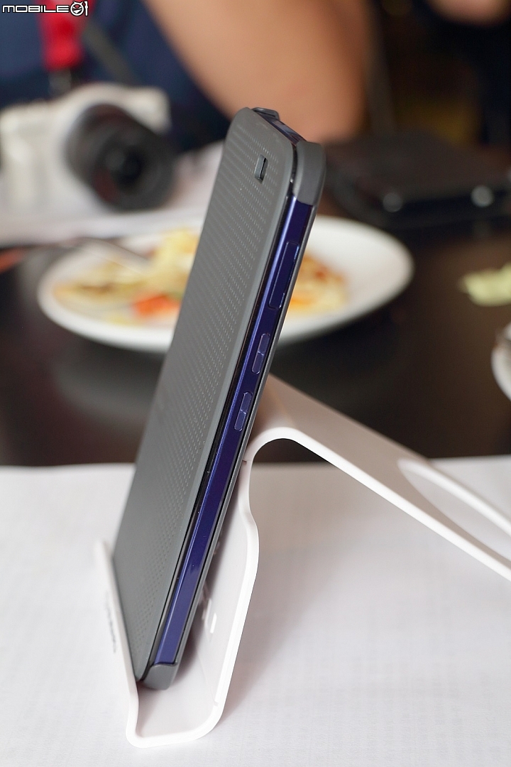 【HTC同樂會】高雄場 一見鍾情 愛不釋手 HTC Butterfly 2體驗心得