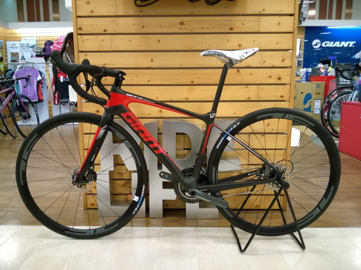 2015 Defy Adv Pro1 低調的紅寶石 開箱分享