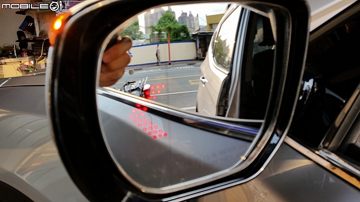 新配件上車...