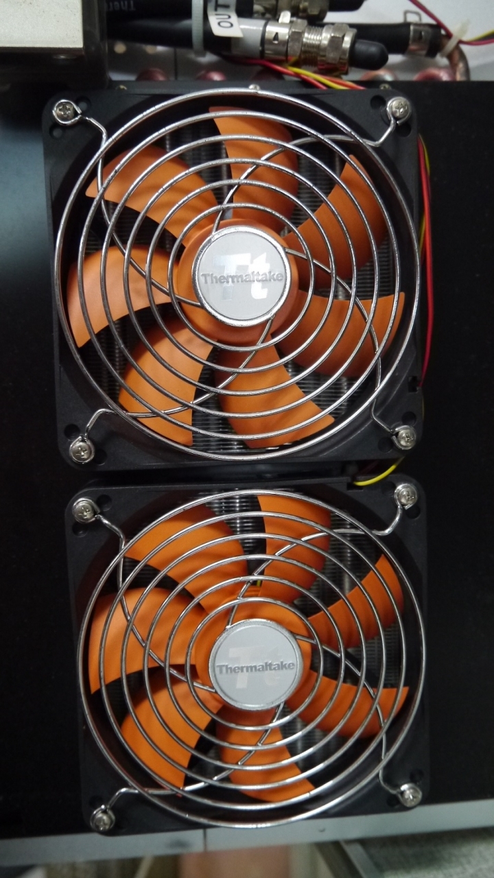 MIT-水冷式被動散熱-TT 太極 開箱分享-圖多 慎入