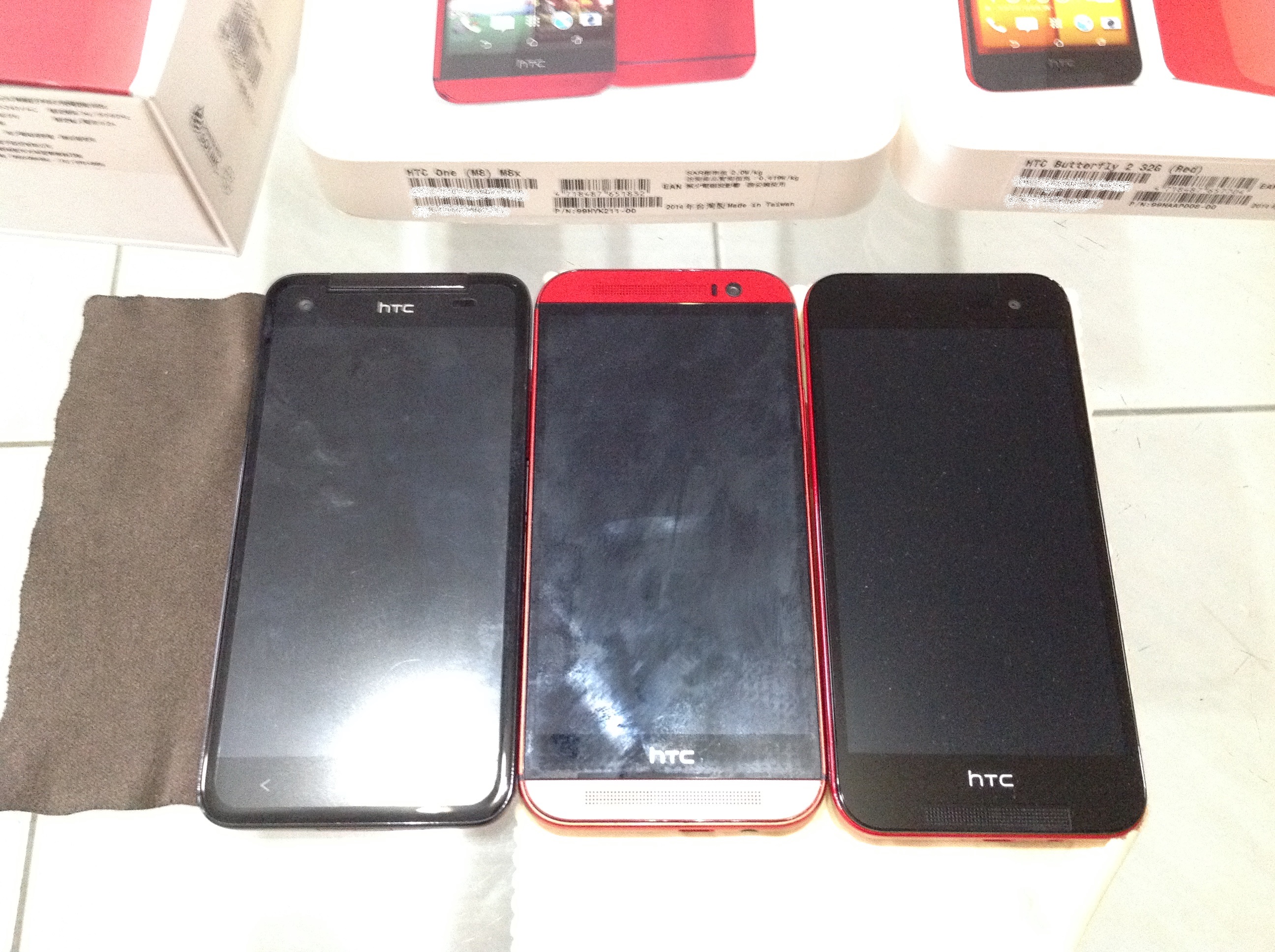 紅通通~~Butterfly & M8 & Butterfly 2