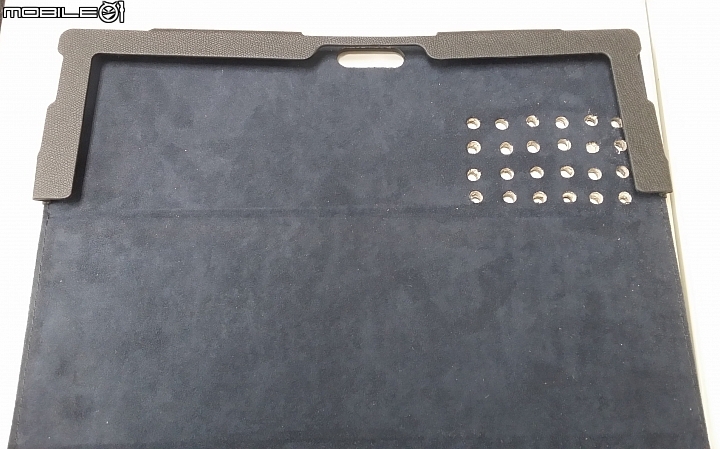 一起來秀一下為 Surface Pro 3蒐羅的傢私如何?