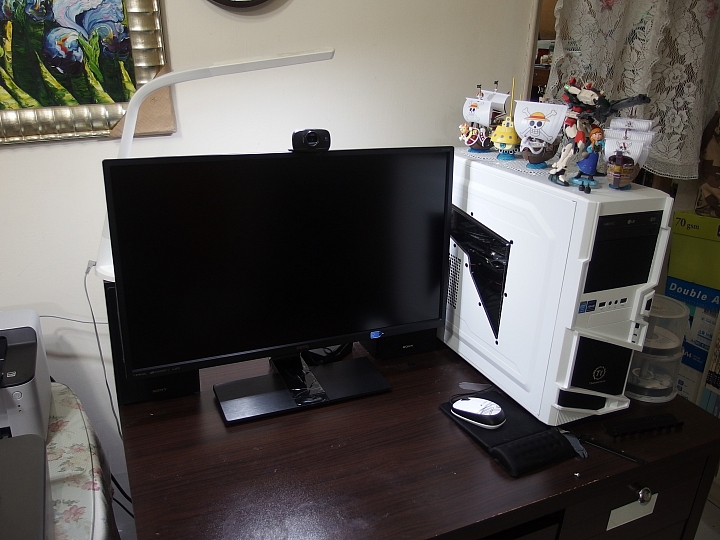 BenQ EW2740l 27吋電腦螢幕微笑開箱^^~~~~~