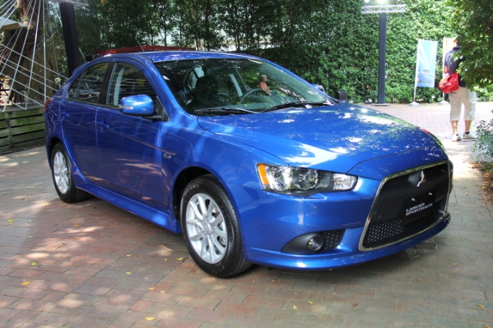 Mitsubishi 2015年Lancer Sportback、 Pajero...新車發表會