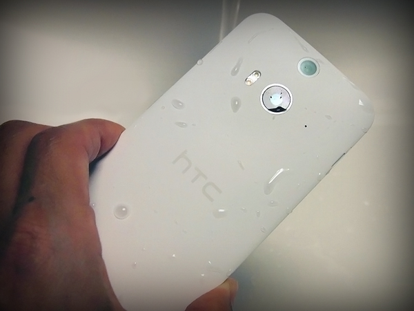 一見鍾情 ♡ 愛不釋手 蛻變的HTC Butterfly 2