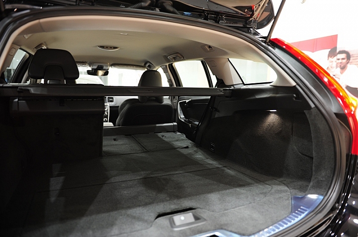 《VOLVO仲夏輕鬆遊》熱血旅行車精神 V60 T5 R-Design