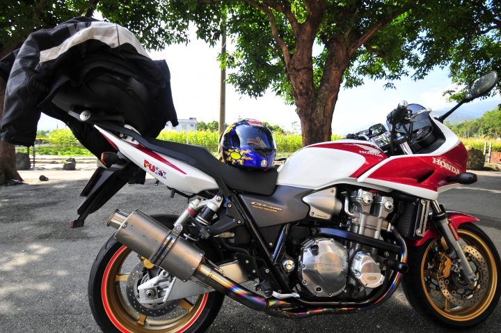 中年男子CB1300SB的成長進化之路