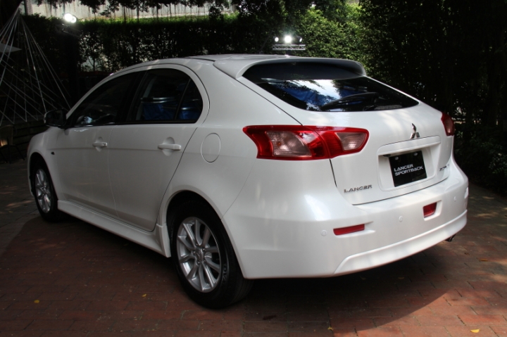 Mitsubishi 2015年Lancer Sportback、 Pajero...新車發表會