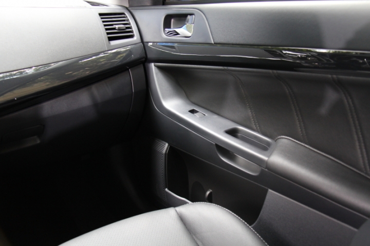 Mitsubishi 2015年Lancer Sportback、 Pajero...新車發表會