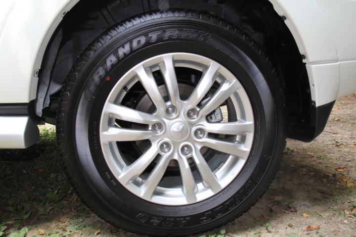 Mitsubishi 2015年Lancer Sportback、 Pajero...新車發表會