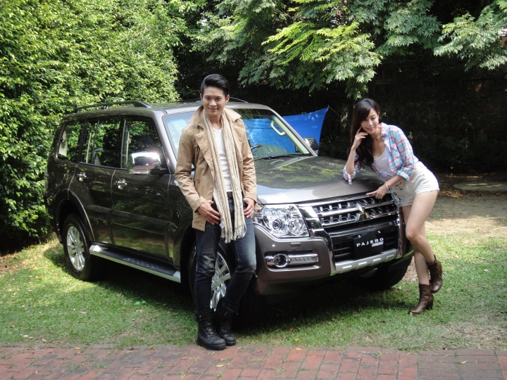 賞車>2015 PAJERO 搶先亮相
