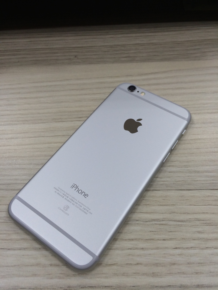iPhone 6開箱+MEGA KING自動修復保護款
