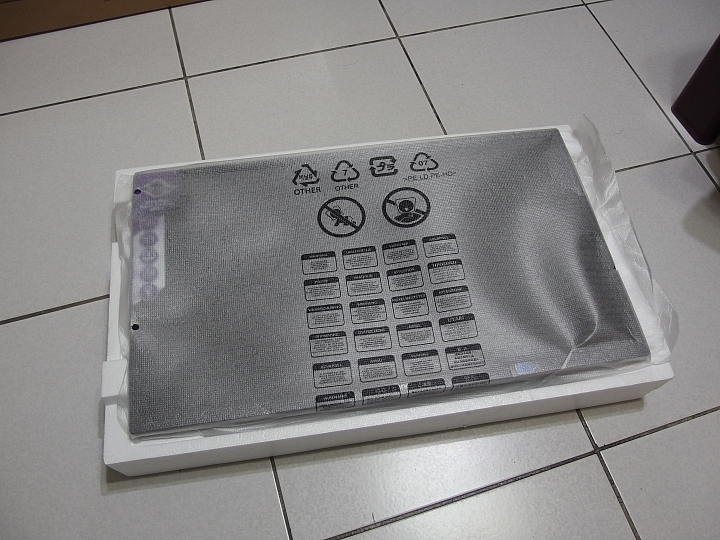 BenQ EW2740l 27吋電腦螢幕微笑開箱^^~~~~~