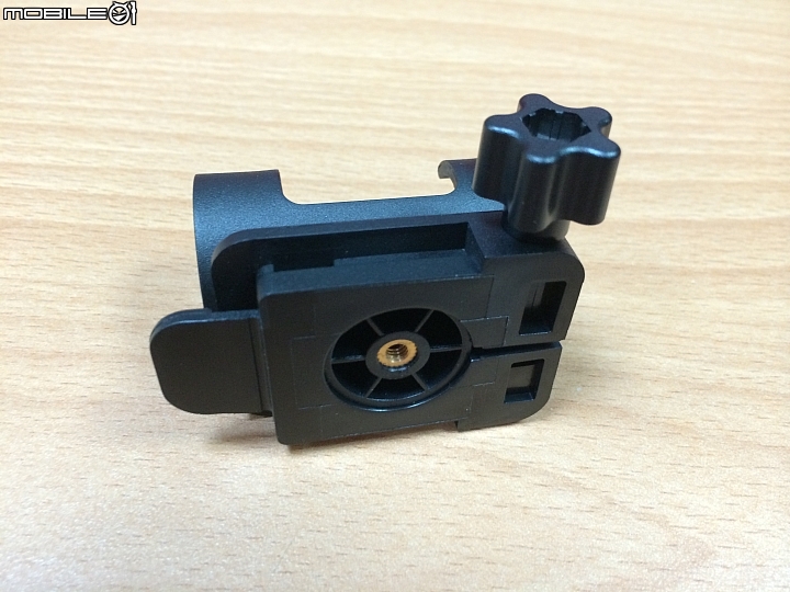 M4 車電版安裝在Nikita 300的方式分享