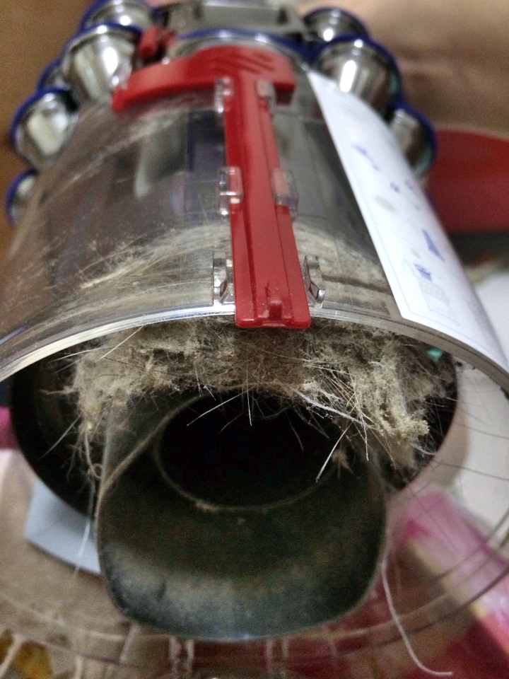 Dyson DC63銀藍款不專業開箱