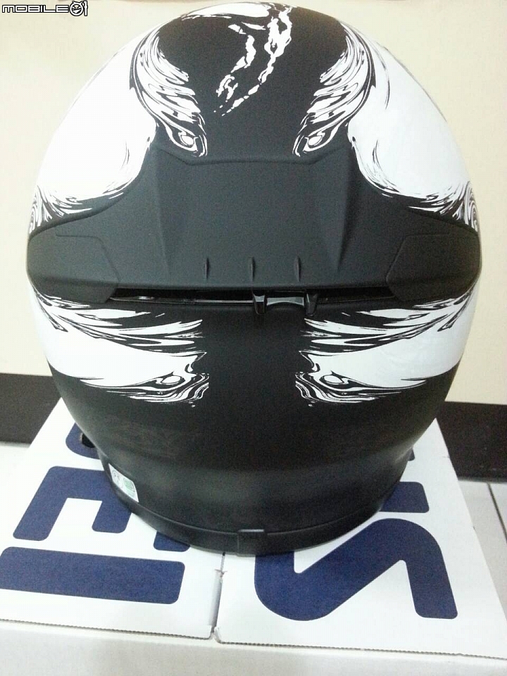 【開箱】SHOEI Z7 SEELE