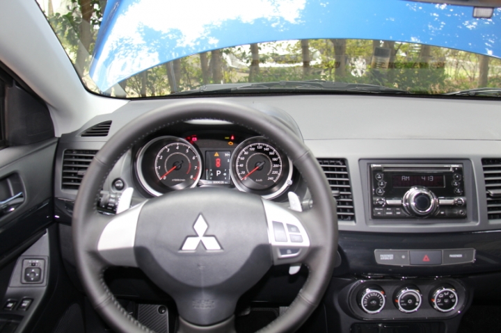 Mitsubishi 2015年Lancer Sportback、 Pajero...新車發表會
