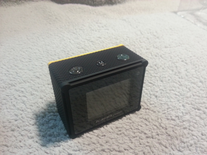 【開箱】行車紀錄器 WF4000 不專業開箱分享