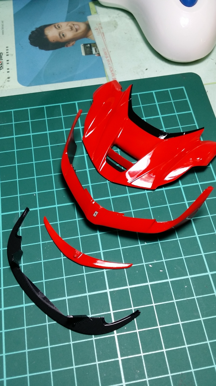 ﹝作品分享﹞TAMIYA 1/24 LA Ferrari