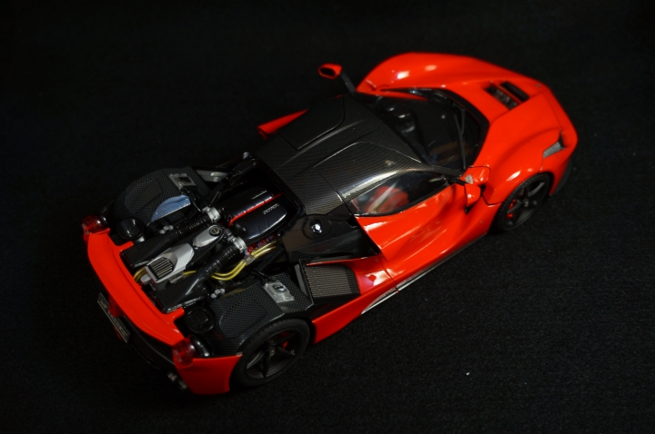 ﹝作品分享﹞TAMIYA 1/24 LA Ferrari