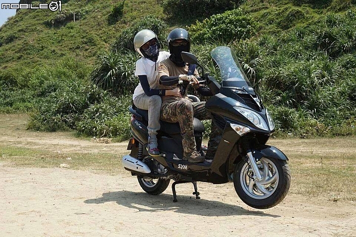 懇請推薦>中長程旅行機車-已選購RV 180 Euro更新-開箱