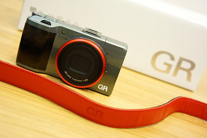 【史上最完整】RICOH GR LE 限量版 + 配件(GS-3/GC-5/GH-3) + 周邊(GV-1/GW-3/GS-2) 全套開箱