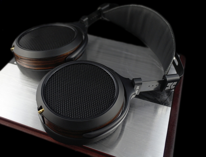 【北極熊開箱】平板耳機大革新 - HIFIMAN HE-560