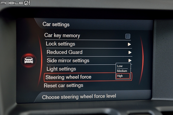 展現運動休旅特質 Volvo XC60 T5 R-Design 2014