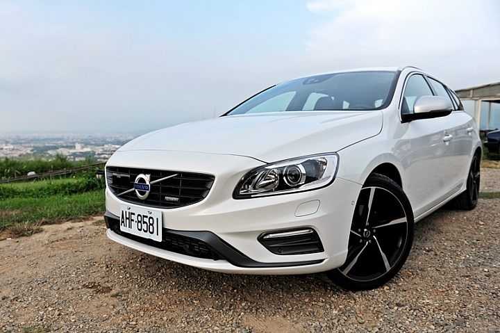 《VOLVO仲夏輕鬆遊》熱血旅行車精神 V60 T5 R-Design