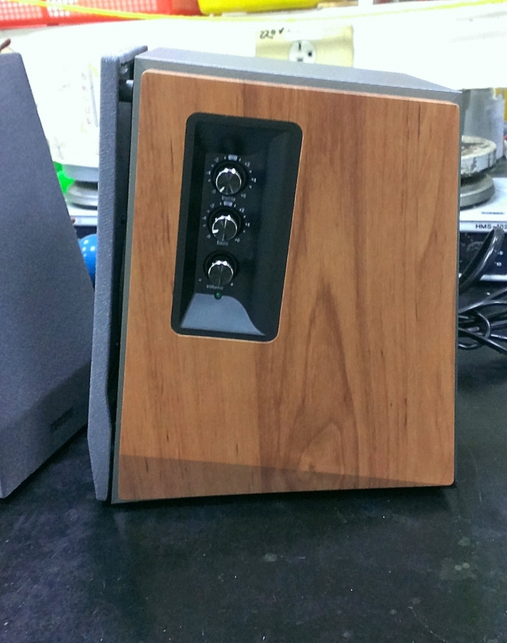 Edifier r1600t iii 開箱