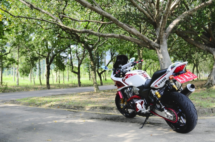中年男子CB1300SB的成長進化之路