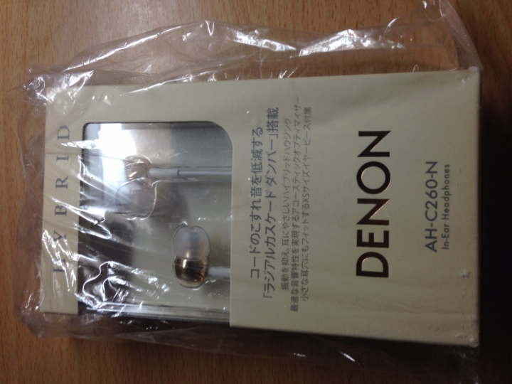 Denon C560R之開箱 ~蘋果系列訊源首選耳道~