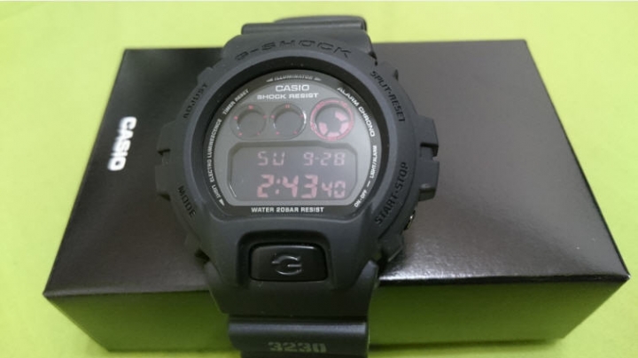G-SHOCK DW-6900MS-1(赤眼圓款)