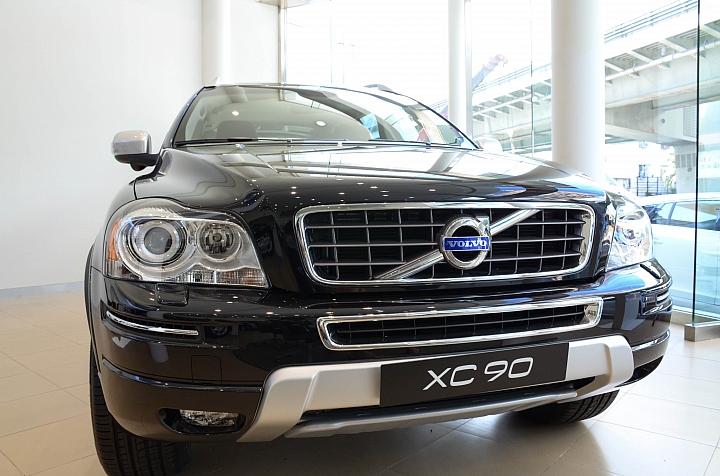 《VOLVO仲夏輕鬆遊》試駕XC60 T5 ,好設計是生活的一部份!