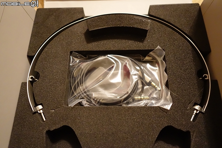 Harman / Kardon CL 耳機開箱