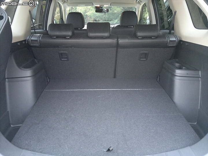 2014日本MITSUBISHI Outlander PHEV試車報告