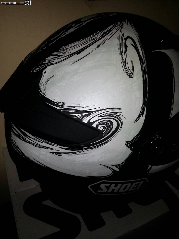 【開箱】SHOEI Z7 SEELE