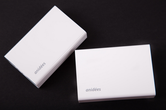 充電超快超方便的 Anidees 50W 桌上型USB充電器 5 & 6 PORT一起入手