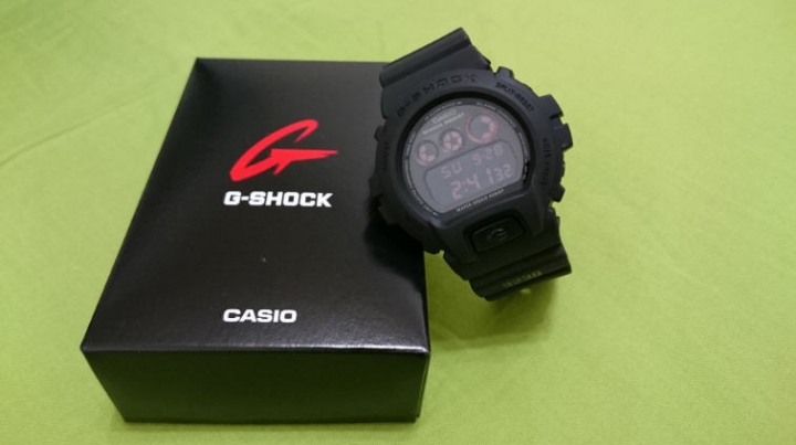 G-SHOCK DW-6900MS-1(赤眼圓款)