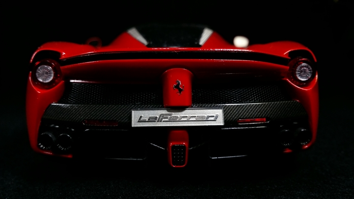 ﹝作品分享﹞TAMIYA 1/24 LA Ferrari
