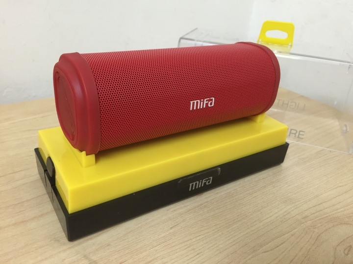 爆肝開箱--美國mifa F5藍牙喇叭 (適合自行車登山健行露營用)