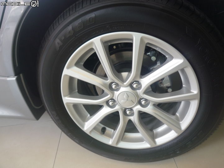 「近距賞味」Lancer Sportback