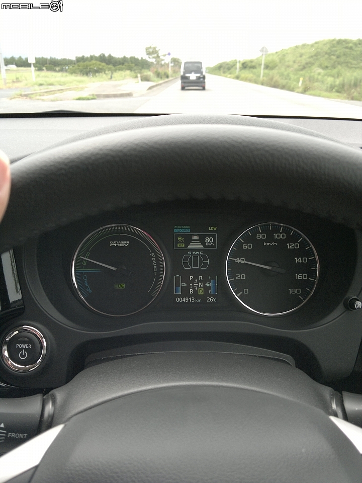 2014日本MITSUBISHI Outlander PHEV試車報告