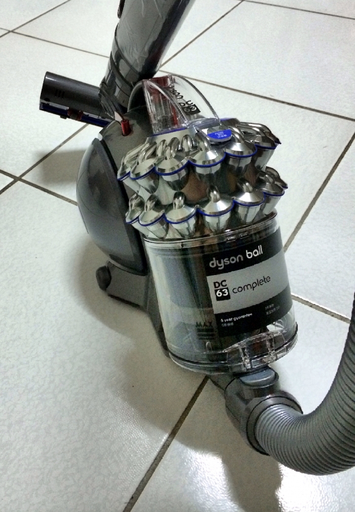 Dyson DC63銀藍款不專業開箱