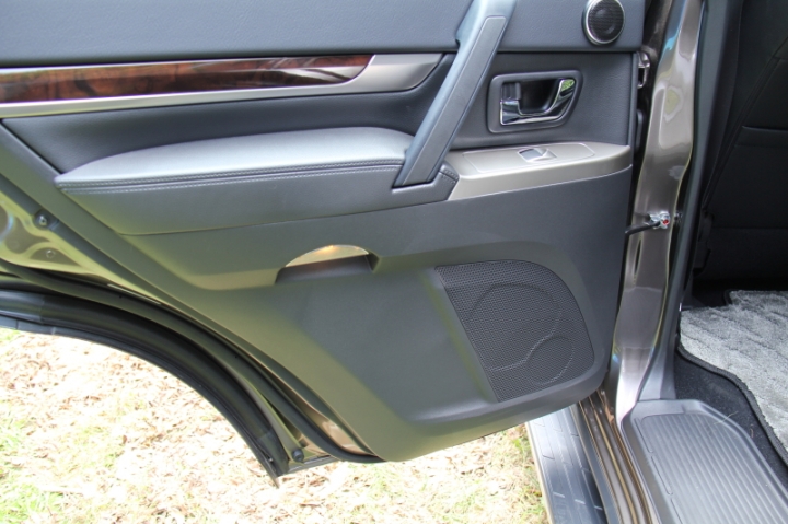 Mitsubishi 2015年Lancer Sportback、 Pajero...新車發表會