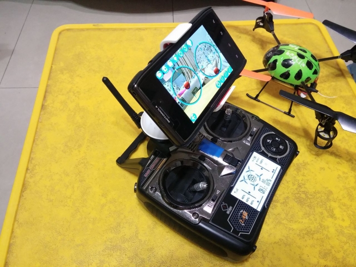 DIY 超平價 FPV 樂趣機 - V222 Wifi version