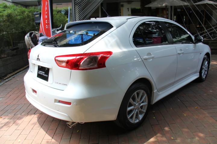 Mitsubishi 2015年Lancer Sportback、 Pajero...新車發表會